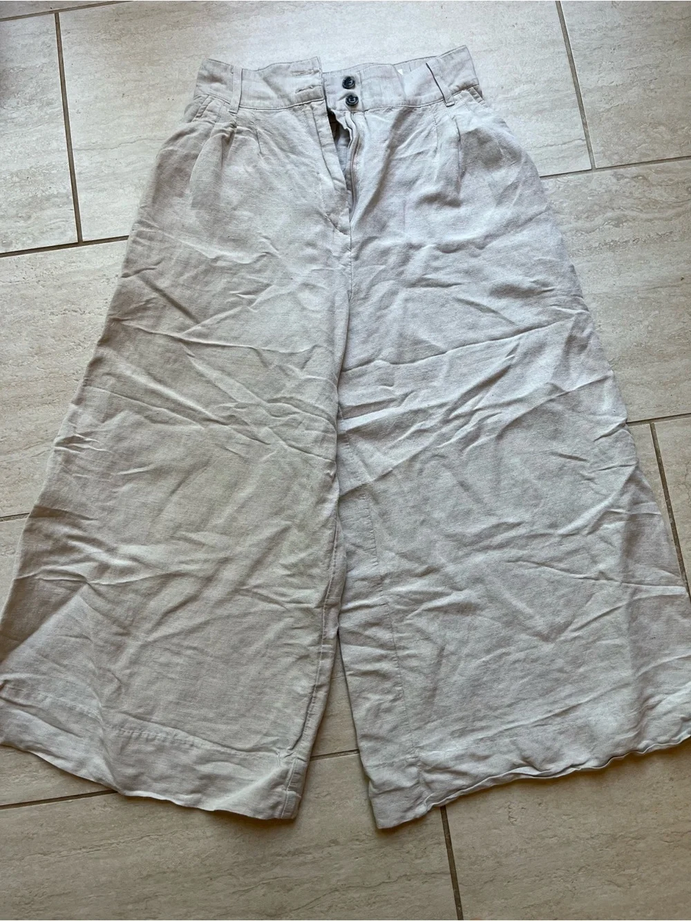 H&M Wide Leg Linen-Blend Crop Pants in Light Beige